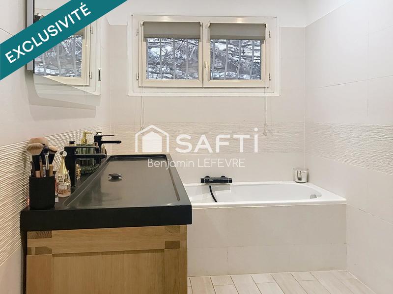 Maison - 102 m² - 4 pièces