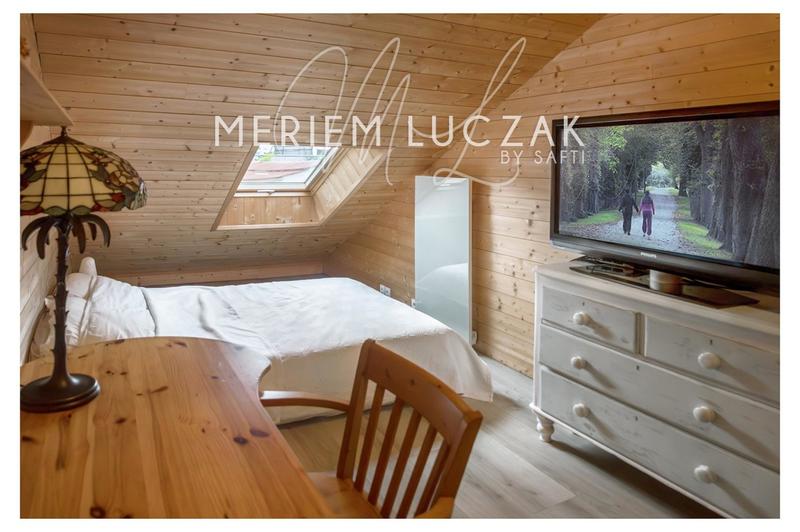 Maison - 222 m² - 8 pièces