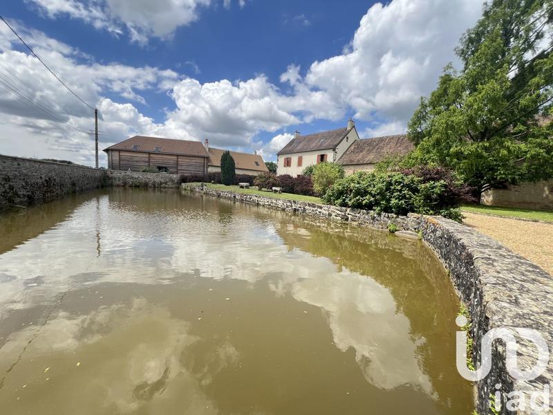 Maison - 275 m² - 10 pièces