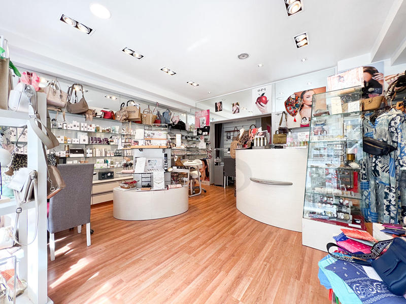 Local commercial - 63 m²