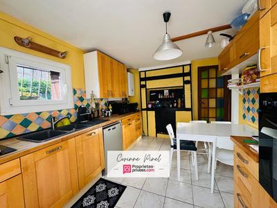 Maison - 151 m² - 6 pièces