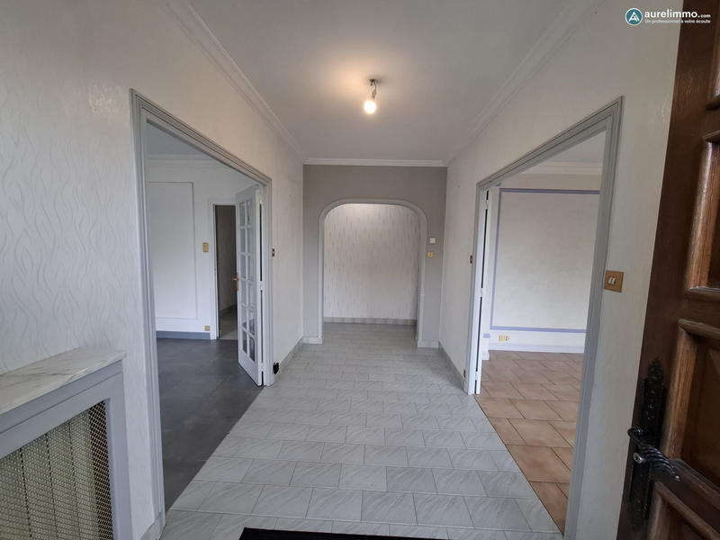 Maison - 135 m² - 6 pièces