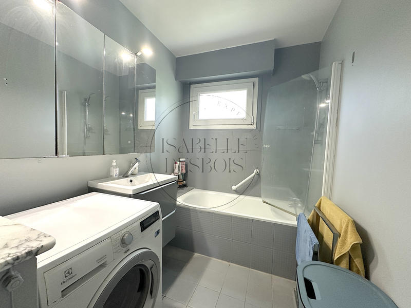 Appartement - 105 m² - 5 pièces