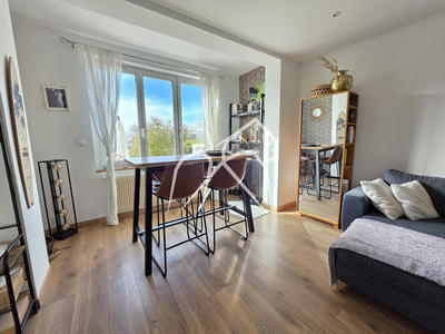 Maison ancienne - 84 m² - 4 pièces