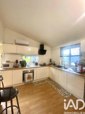 Maison - 91 m² - 5 pièces