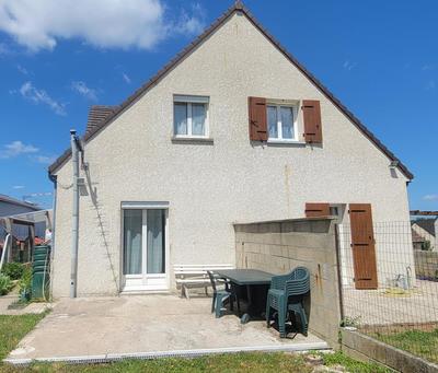 Maison - 86 m² - 4 pièces