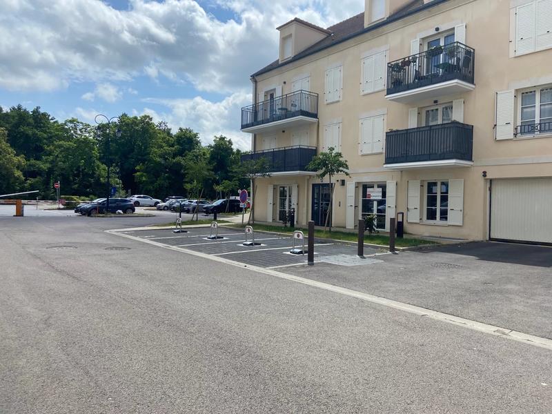 Local commercial - 51 m² - 1 pièce