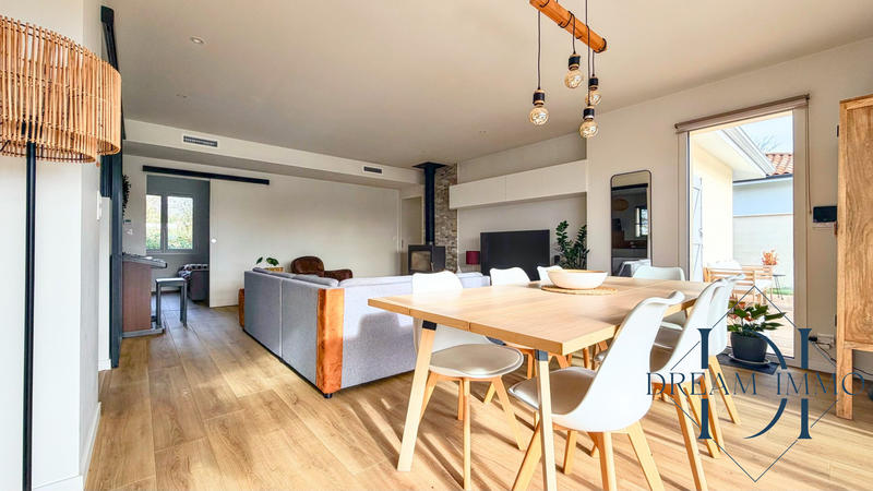 Maison contemporaine - 109 m² - 5 pièces