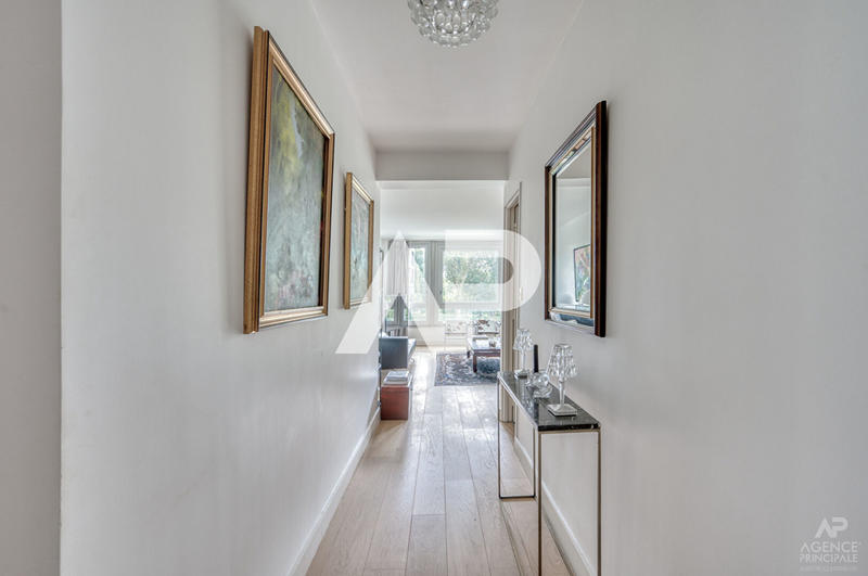 Appartement - 106 m² - 5 pièces