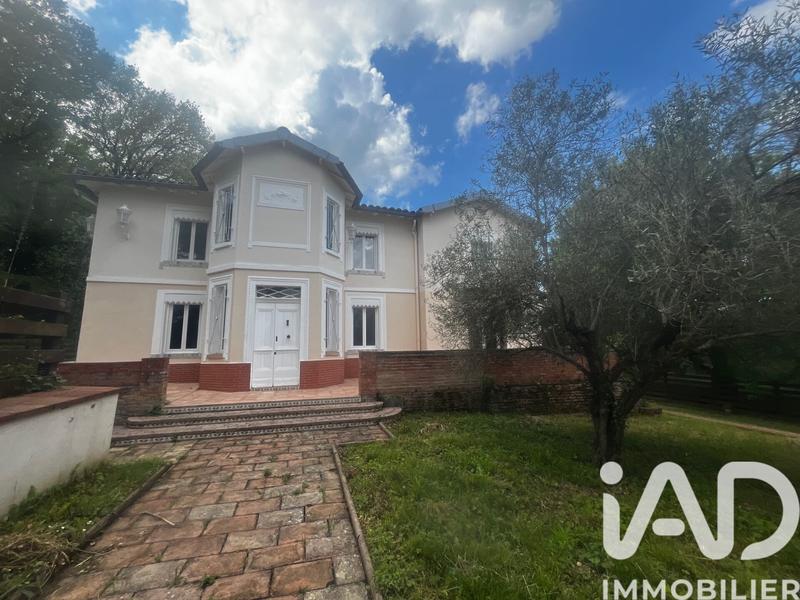 Maison de campagne - 334 m² - 10 pièces