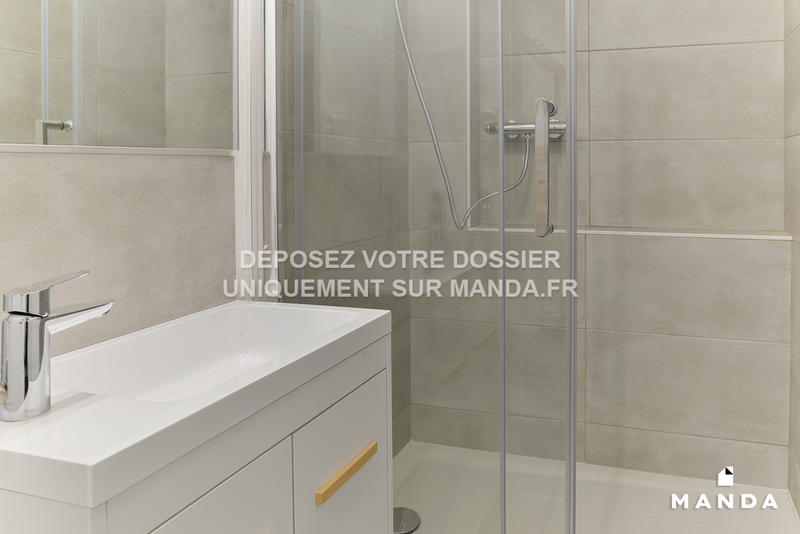 Chambre - 10 m² - 5 pièces