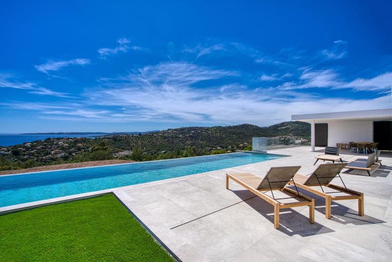 Villa - 287 m² - 7 pièces