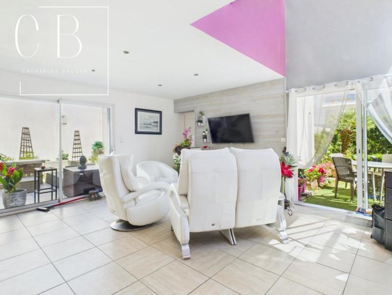 Maison - 102 m² - 4 pièces