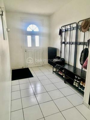 Maison - 159 m² - 7 pièces