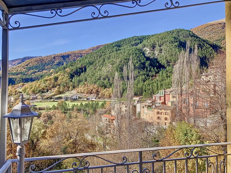 Villa - 93 m² - 5 pièces