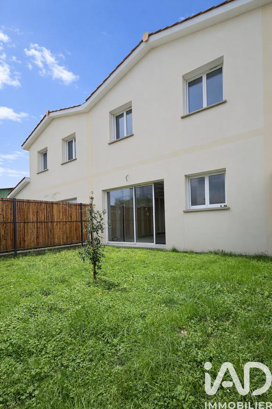 Maison - 90 m² - 4 pièces