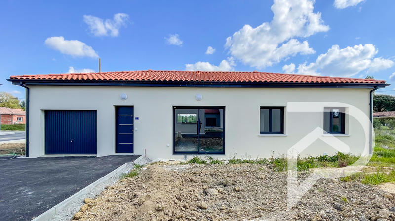 Maison - 99 m² - 4 pièces