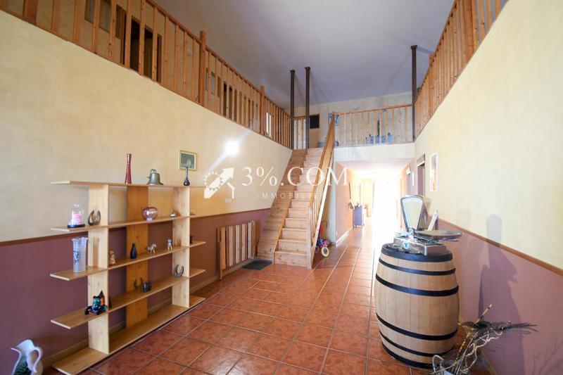 Maison de village - 390 m² - 7 pièces