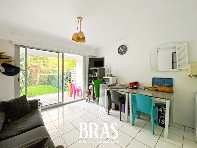 Studio - 24 m² - 1 pièce