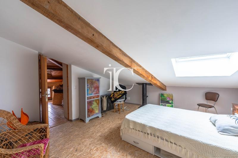 Maison - 88 m² - 5 pièces