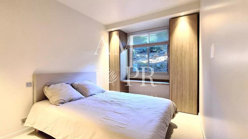 Appartement - 82 m² - 3 pièces