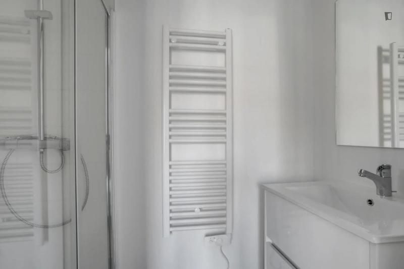 Chambre - 15 m² - 11 pièces