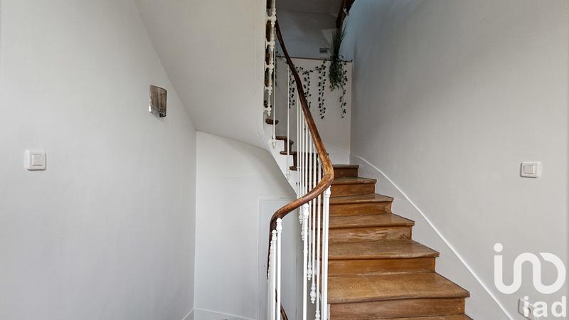 Maison - 121 m² - 5 pièces