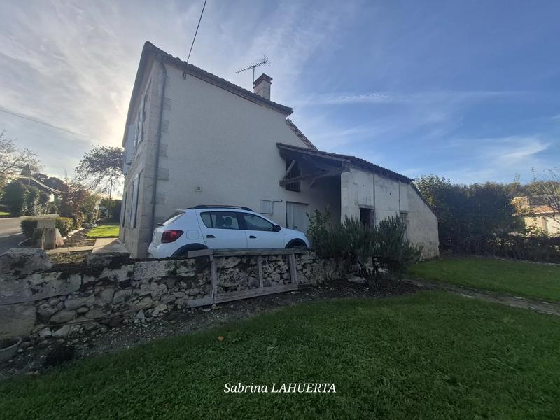 Maison de village - 92 m² - 4 pièces