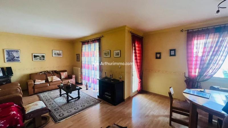 Maison - 137 m² - 6 pièces