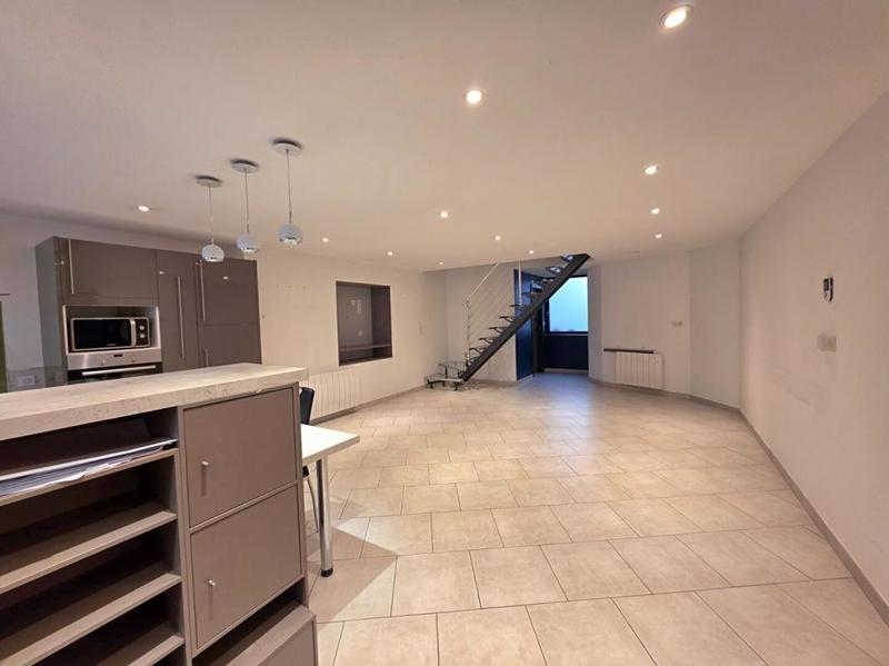 Maison - 87 m² - 5 pièces