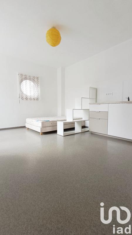 Studio - 30 m² - 1 pièce