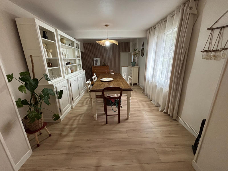 Maison - 140 m² - 7 pièces