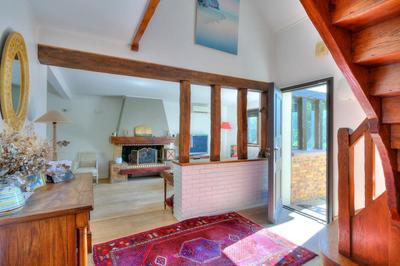 Maison - 210 m² - 8 pièces