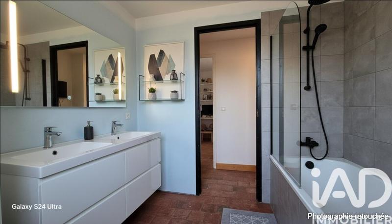 Maison de village - 147 m² - 6 pièces