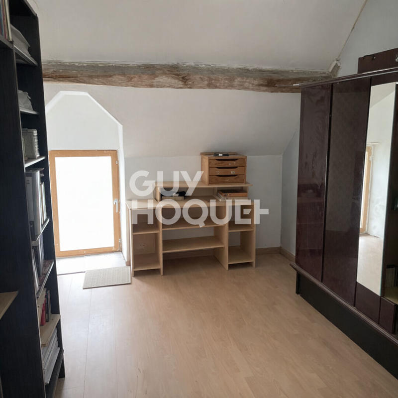 Maison - 90 m² - 5 pièces