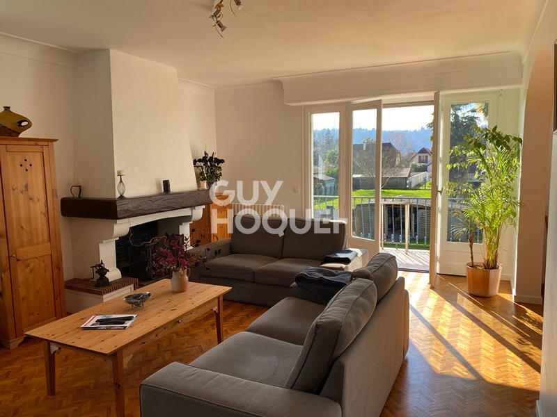 Maison - 194 m² - 7 pièces