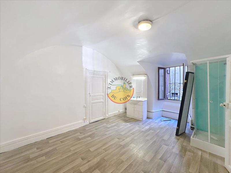 Appartement - 60 m² - 2 pièces