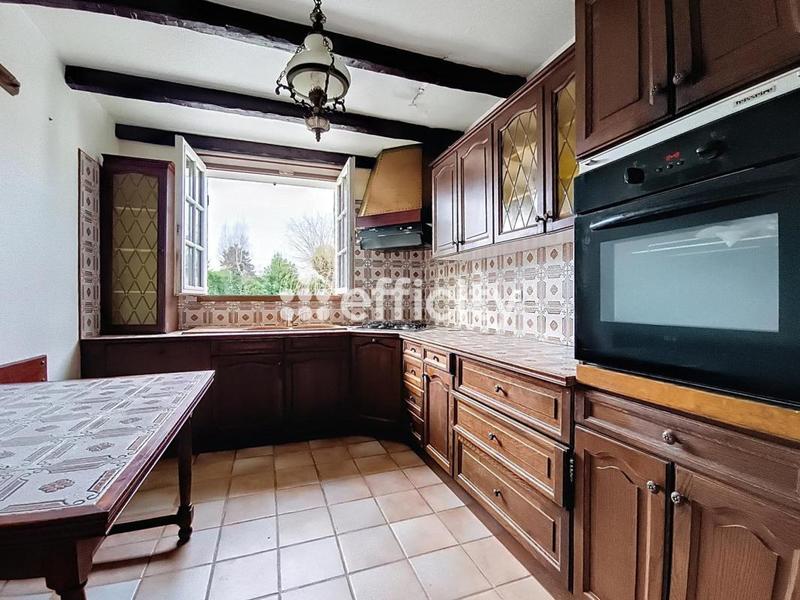 Maison - 156 m² - 9 pièces