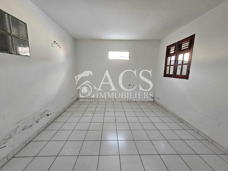 Immeuble - 263 m² - 9 pièces