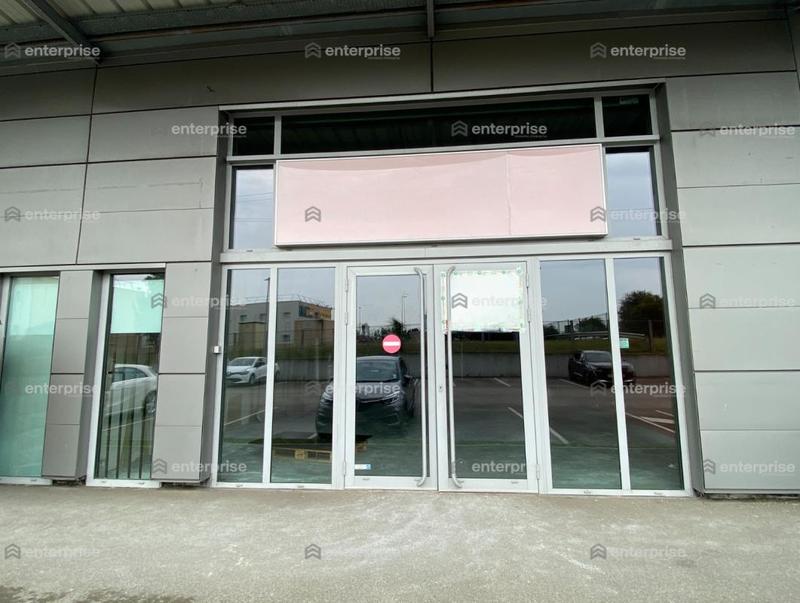 Local commercial - 160 m²