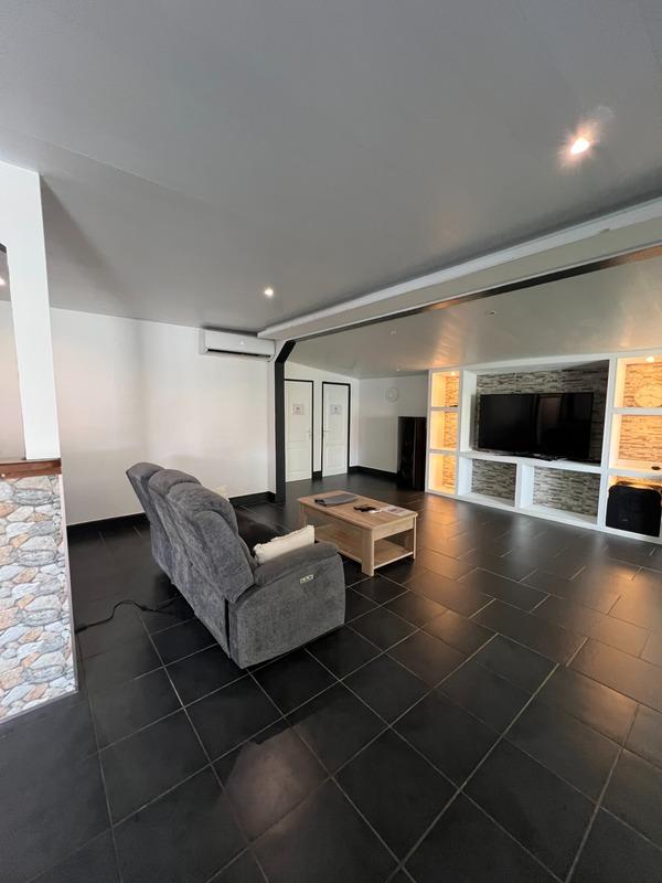 Maison - 159 m² - 5 pièces