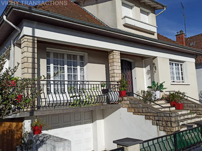 Maison - 156 m² - 6 pièces