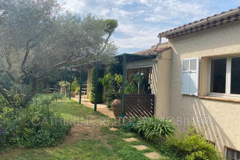 Villa - 200 m² - 7 pièces