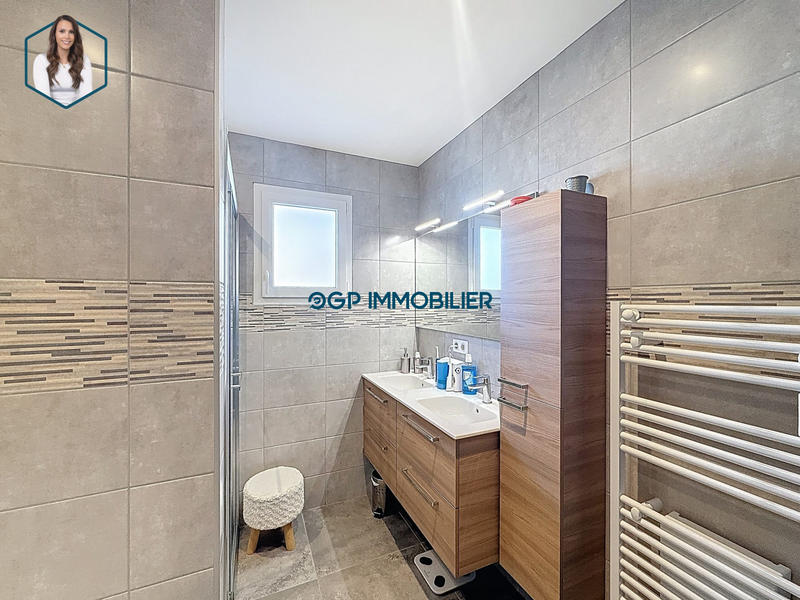 Maison contemporaine - 100 m² - 4 pièces