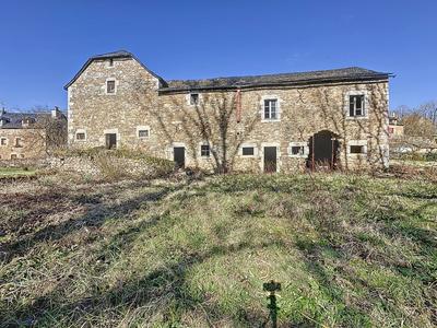 Grange - 140 m² - 5 pièces