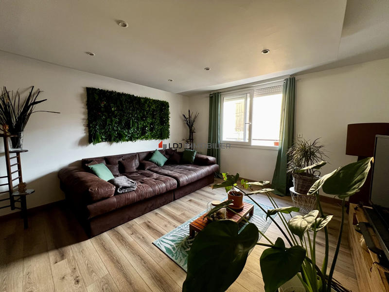 Maison - 168 m² - 6 pièces