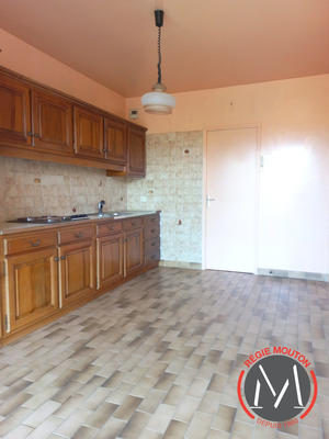 Appartement - 99 m² - 3 pièces