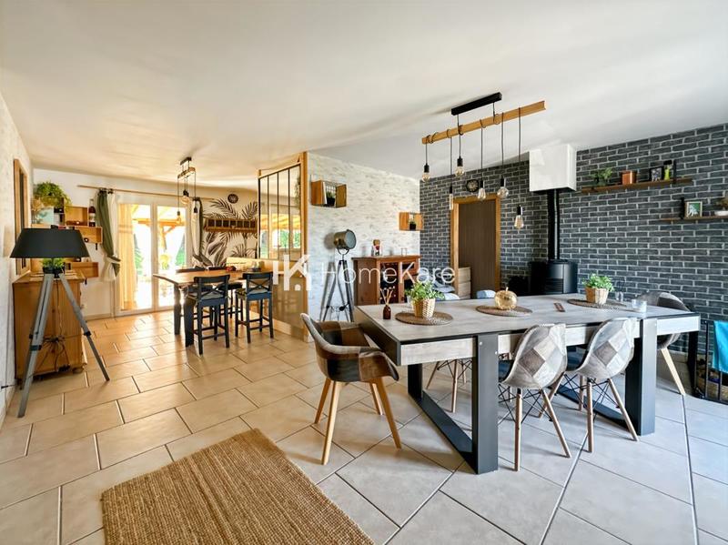 Maison - 105 m² - 4 pièces