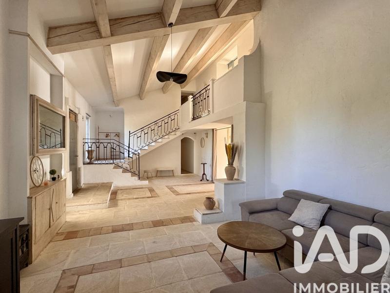 Maison - 420 m² - 10 pièces