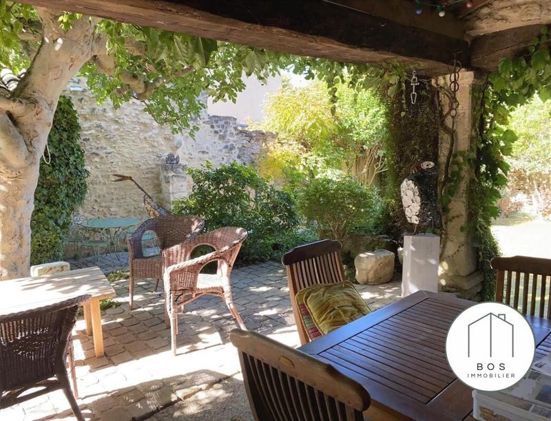 Maison - 189 m² - 5 pièces